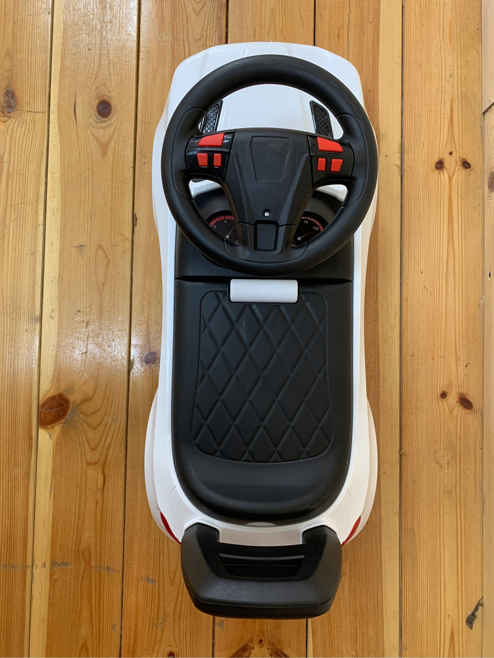 84538/Каталка-автомобиль "SuperCar" №5 со звуковым сигналом (белая)/ №2(2)