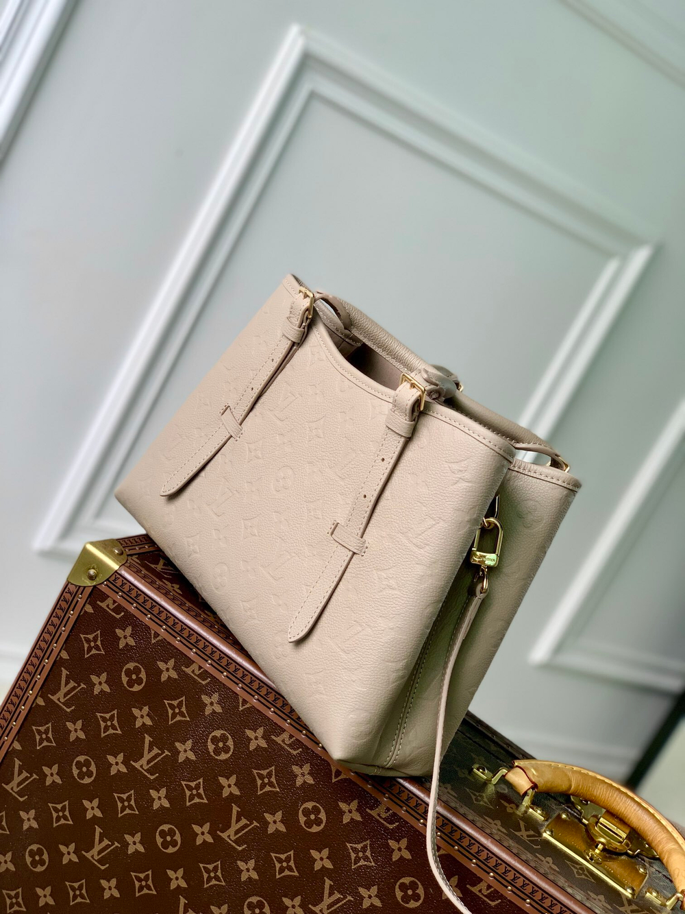 Louis Vuitton Babylone Tote PM
