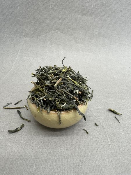 Зелёный чай со старых деревьев из деревни Као Бо