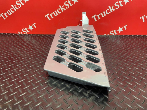 Ступенька подножки правой