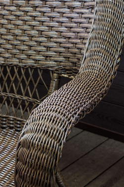 Кресло из искусственного ротанга МЭДИСОН «MEDISON» арт.М00130 brown с подушками на сидение и спинку