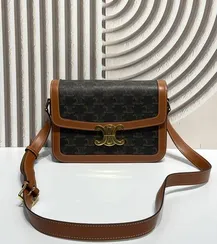 Сумки CELINE CLASSIQUE TRIOMPHE из блестящей кожи