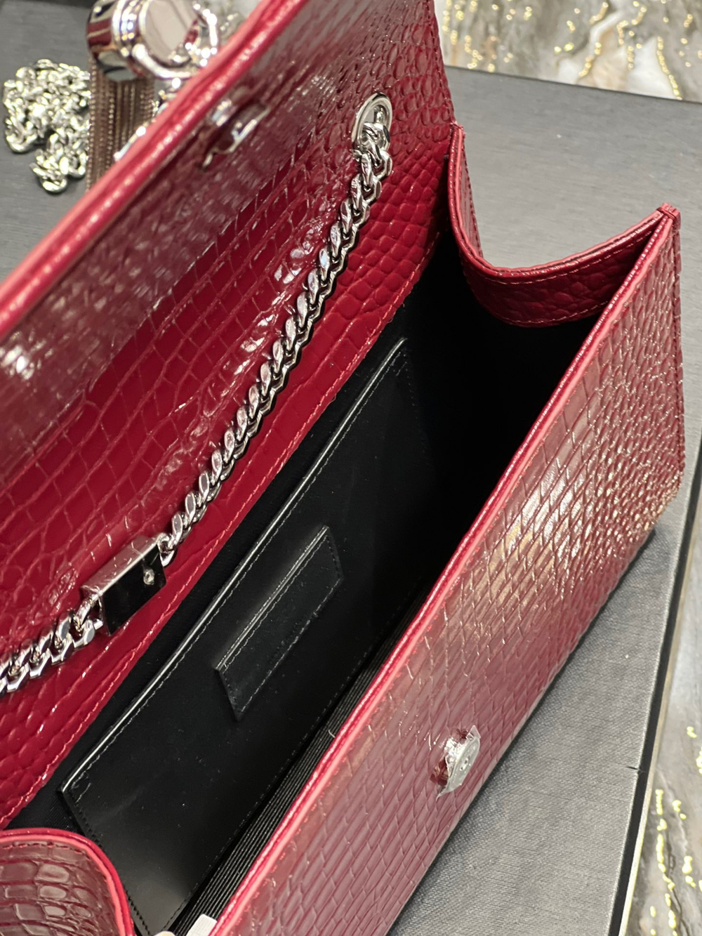 Saint Laurent Kate Medium Bag 24 cm