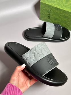 Шлепки Gucci