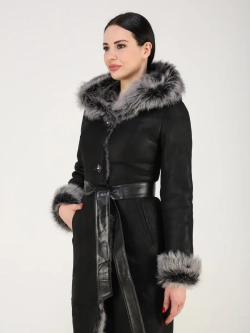 Дубленка зимняя натуральная с капюшоном длинная и теплая