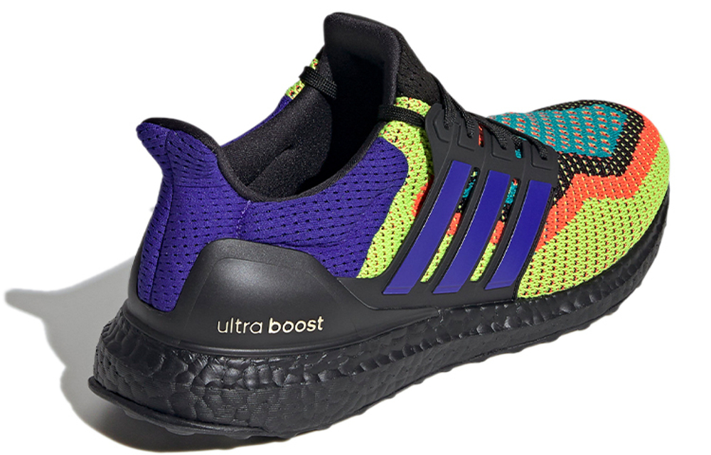 Кроссовки Adidas Ultraboost 5.0 Dna