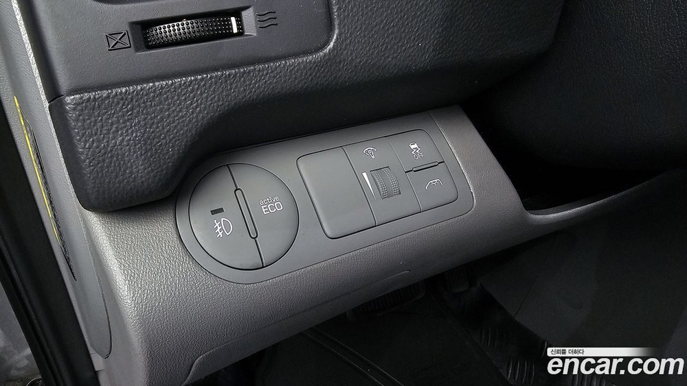 Hyundai The New Grand Starex Van 5인승 (02.2020)