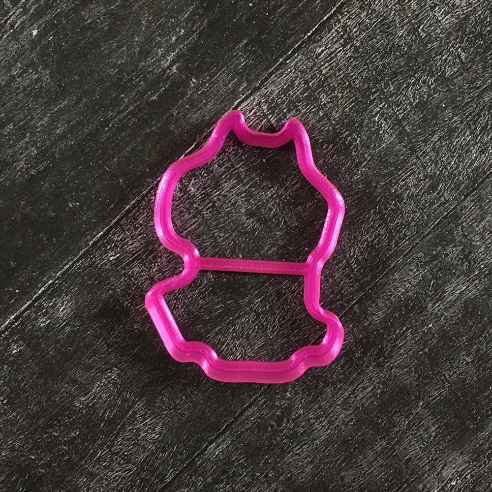 Бык №46 в меховых наушниках