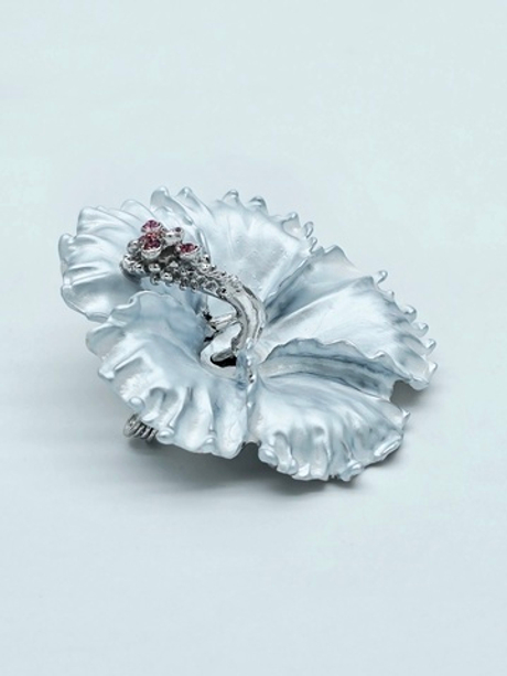 91004119 Брошь Selena