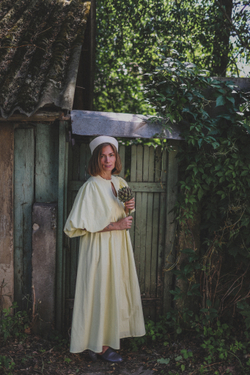 Платье с пышным рукавом и капелькой на груди из хлопка Butter