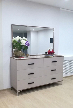 Зеркало настенное Кара 5