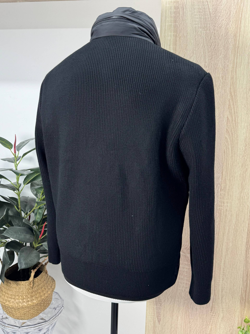 Пуховик Moncler