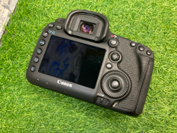 Canon EOS 5D Mark III 31.000 кадров