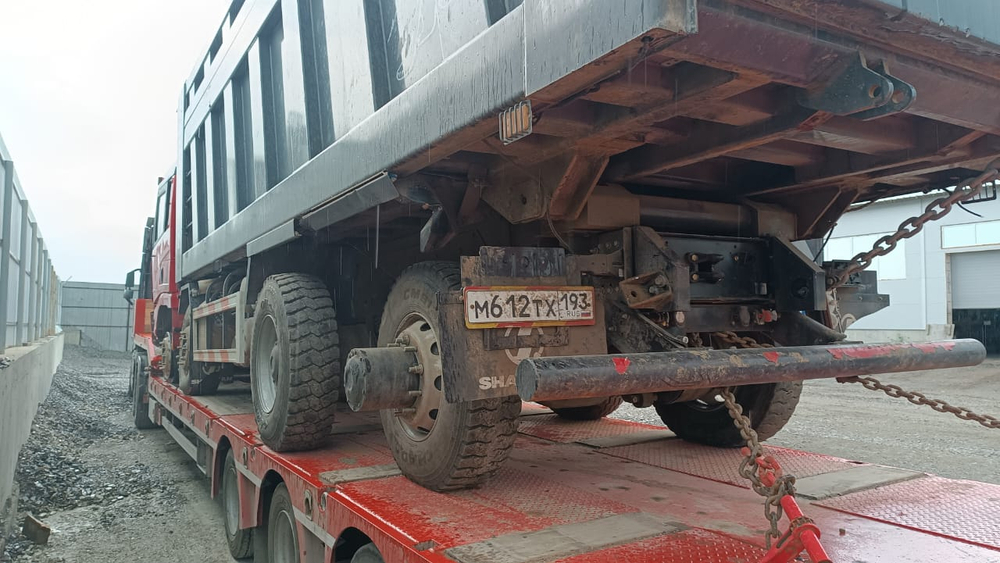 Shacman (Shaanxi) SX* 8x4 Самосвал SX33186V366 (Дизельный, 11,6 л, 423 л.с., МТ)
