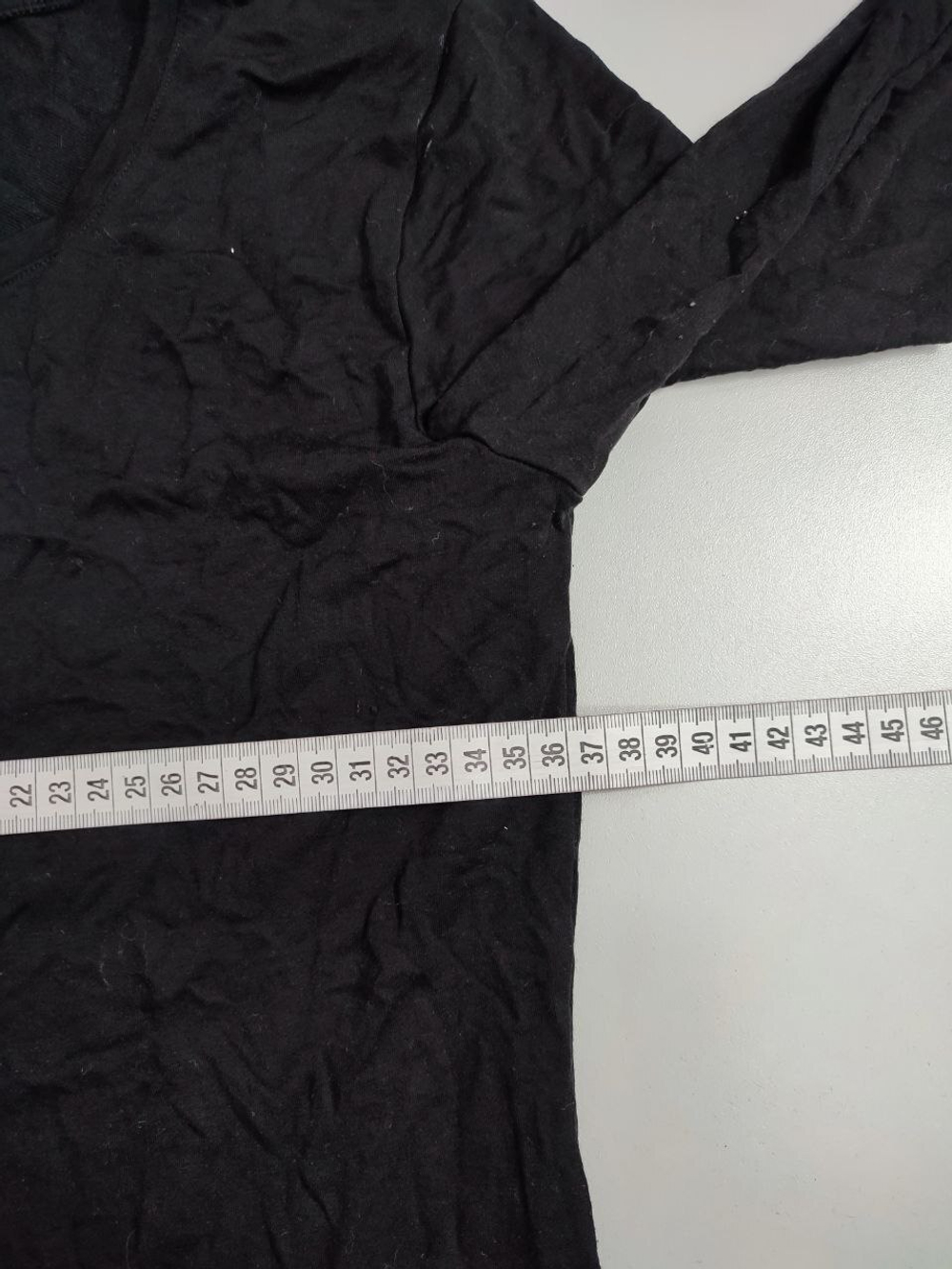 Футболка Uniqlo с длинным рукавом 44 размер