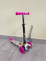 Самокат 3-х колесный розовый с рисунком 141-21-3  колесо 110мм PU, 30кг