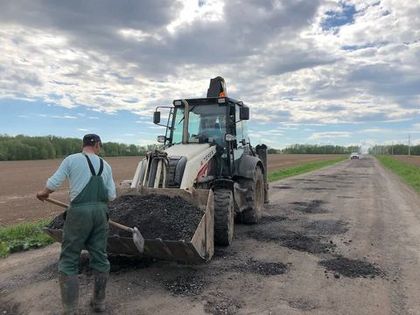 Выполнен ямочный ремонт подъездной дороги
