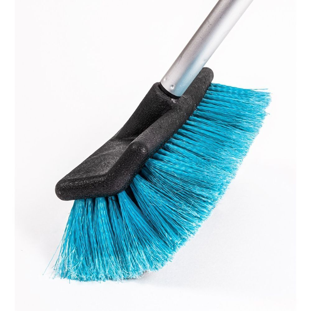 Швабра для мытья авто телескоп, 104-200 см, с мягкой щетиной и ручкой, с краном для шланга, L