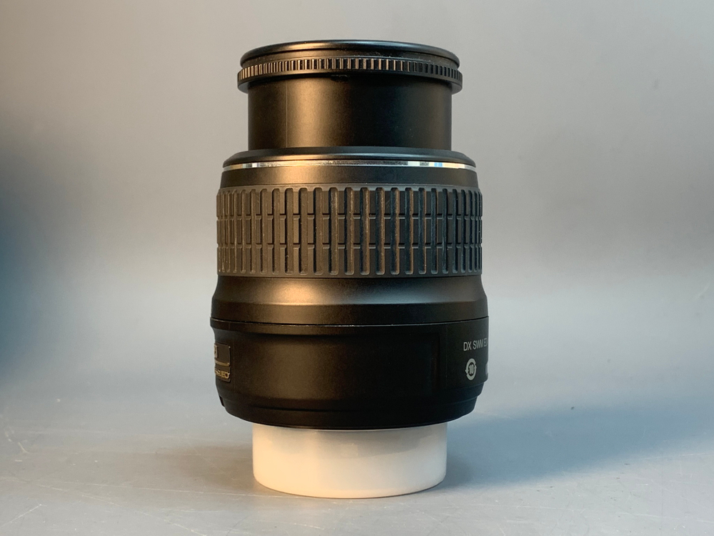 Nikon 18-55mm f/3.5-5.6G II AF-S ED DX нерабочий