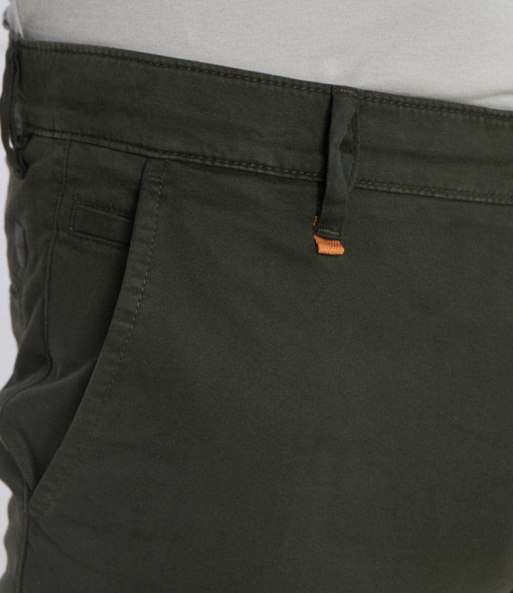 Чиносы Schino BOSS ORANGE - зеленый(50470813)