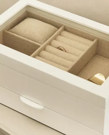 ZARA HOME ЛАКИРОВАННАЯ ШКАТУЛКА ДЛЯ УКРАШЕНИЙ С ВЫДВИЖНЫМ ЯЩИКОМ, БЕЛЫЙ