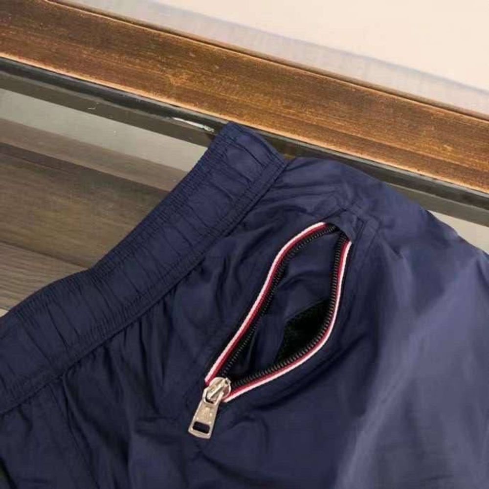 Шорты Moncler