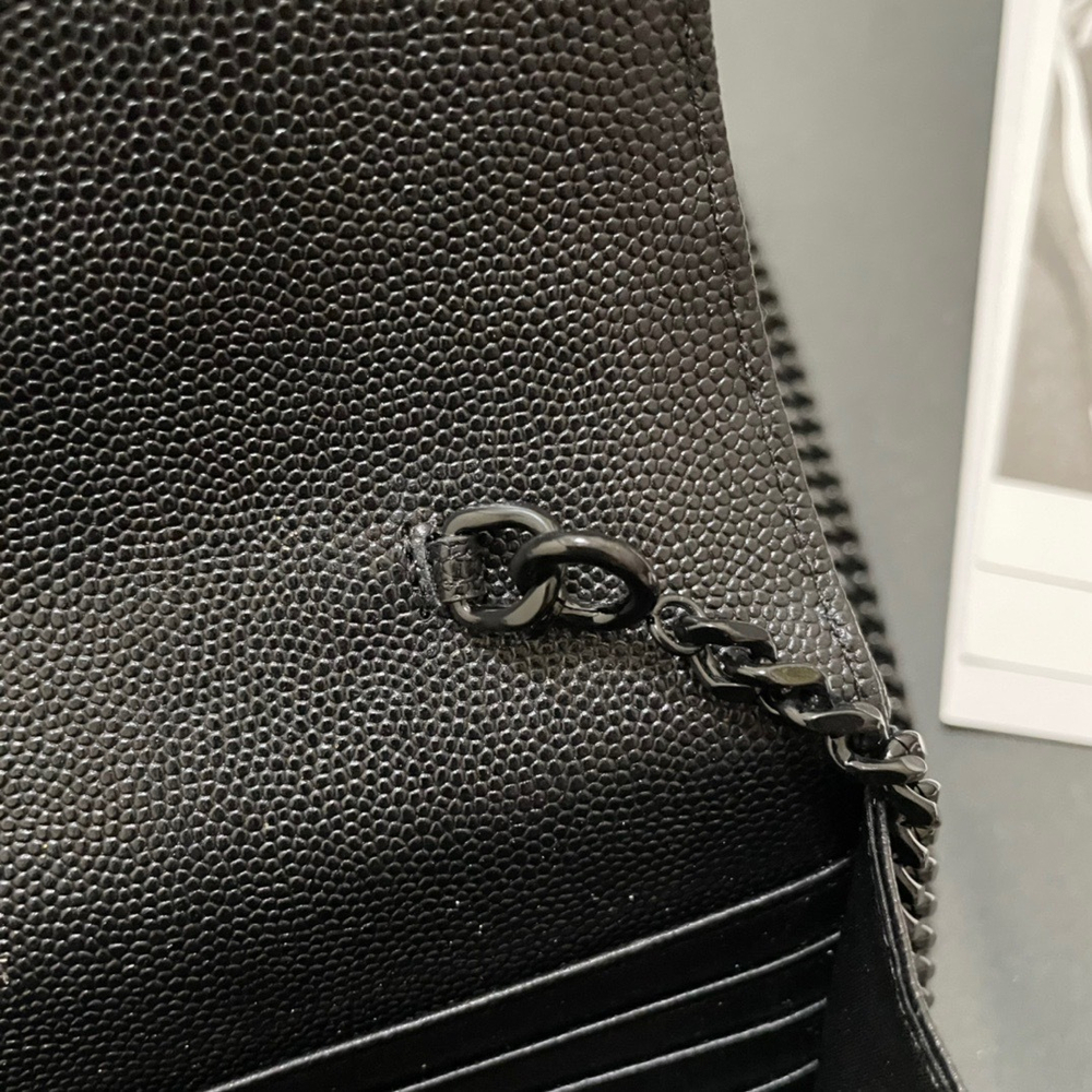 Saint Laurent WOC 19 cm