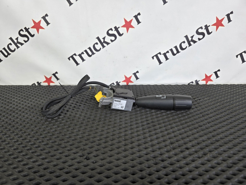 Переключатель подрулевой правый 2018г.