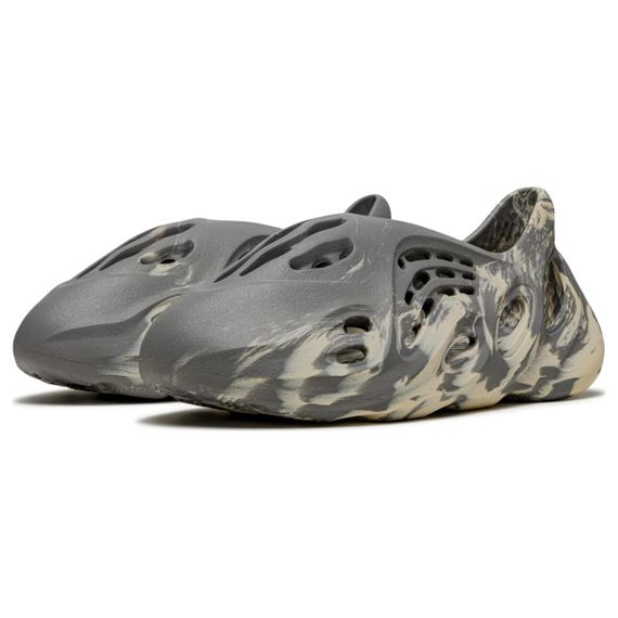 Adidas Yeezy Foam Runner 'MXT Moon Grey'