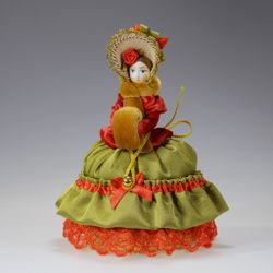 оливковый с красным