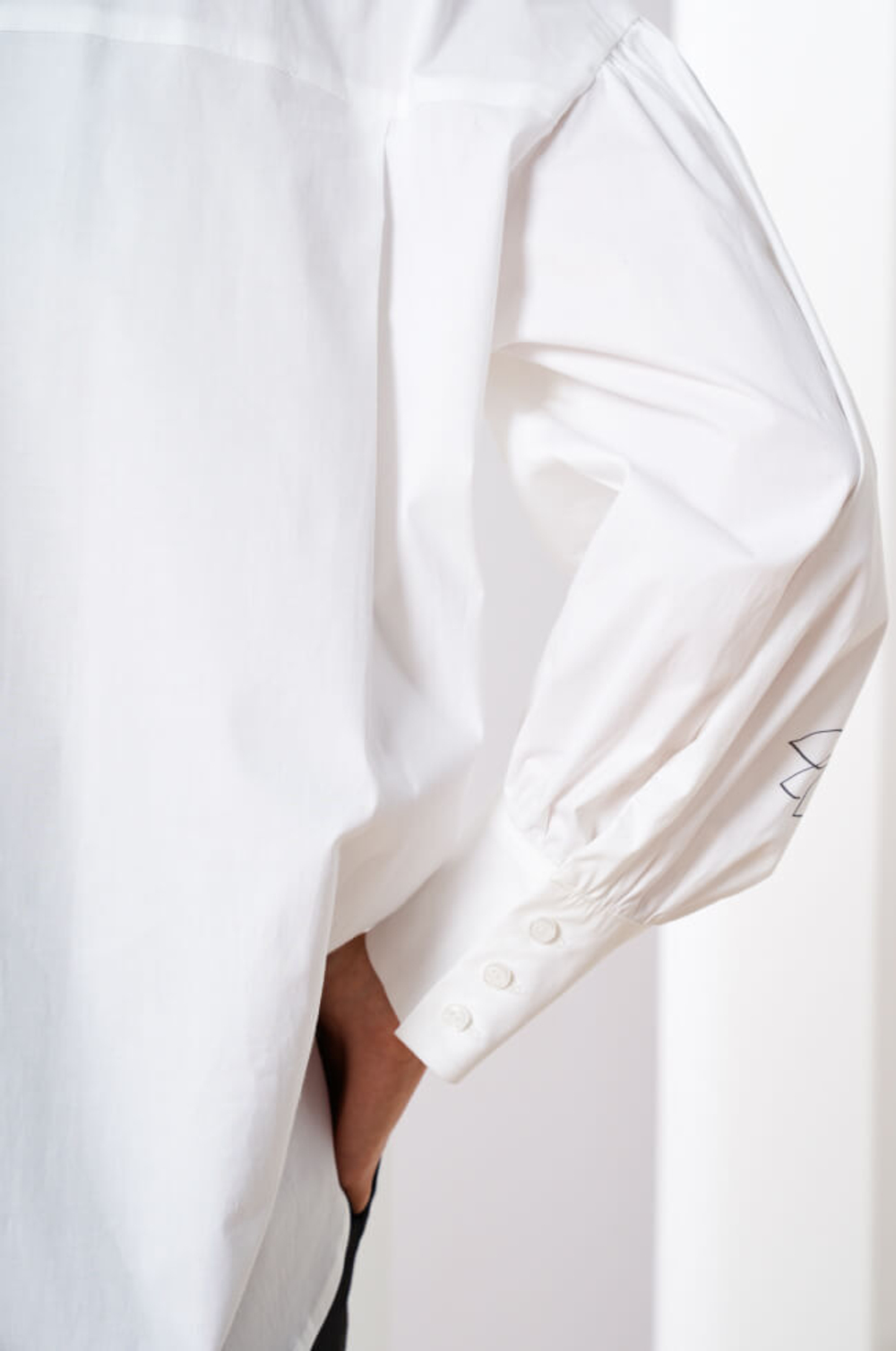 22328 Блузка женская (белый)