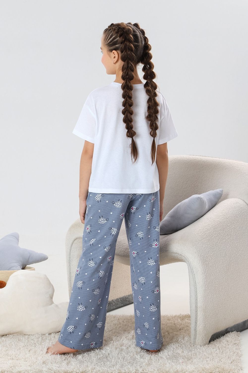 Костюм для девочки Долли-1 Виотекс БЕЛЫЙ