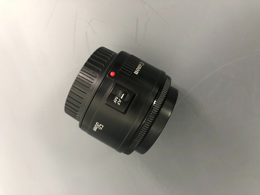 Canon EF 50 1.8 II