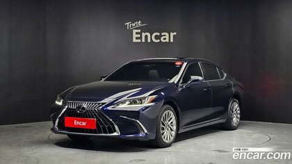Lexus ES300h 7 Generation Luxury Plus (04.2023)