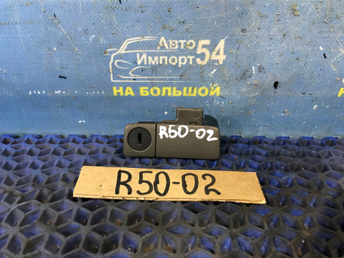 Бардачок пассажирский NISSAN TERRANO 1998