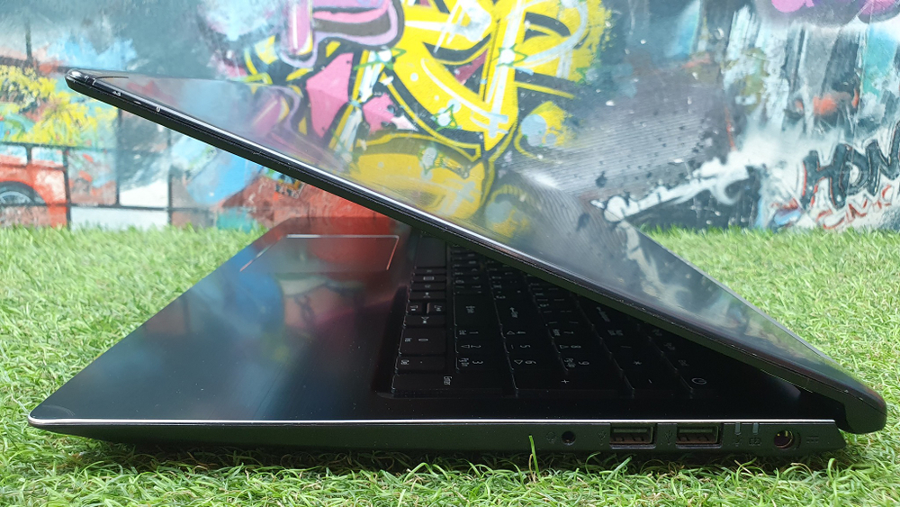 Ноутбук Acer Aspire 7 A715-72G-51NS, 15.6"1920x1080, Intel Core i5 8300H 2.3ГГц, 8ГБ, NVIDIA GeForce GTX 1050 - 4096 Мб