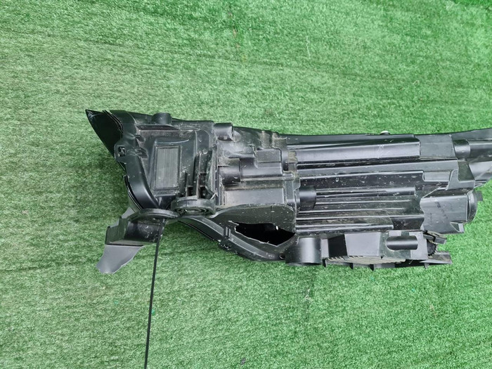 Фара правая Omoda S5 (2022-н.в.) LED