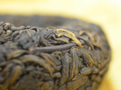 0555/2022 Чай прессованный черный Пуэр Шу "Цзинлун, Год Дракона", то ча 100гр