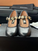 Кожаные туфли Chanel Mary Janes