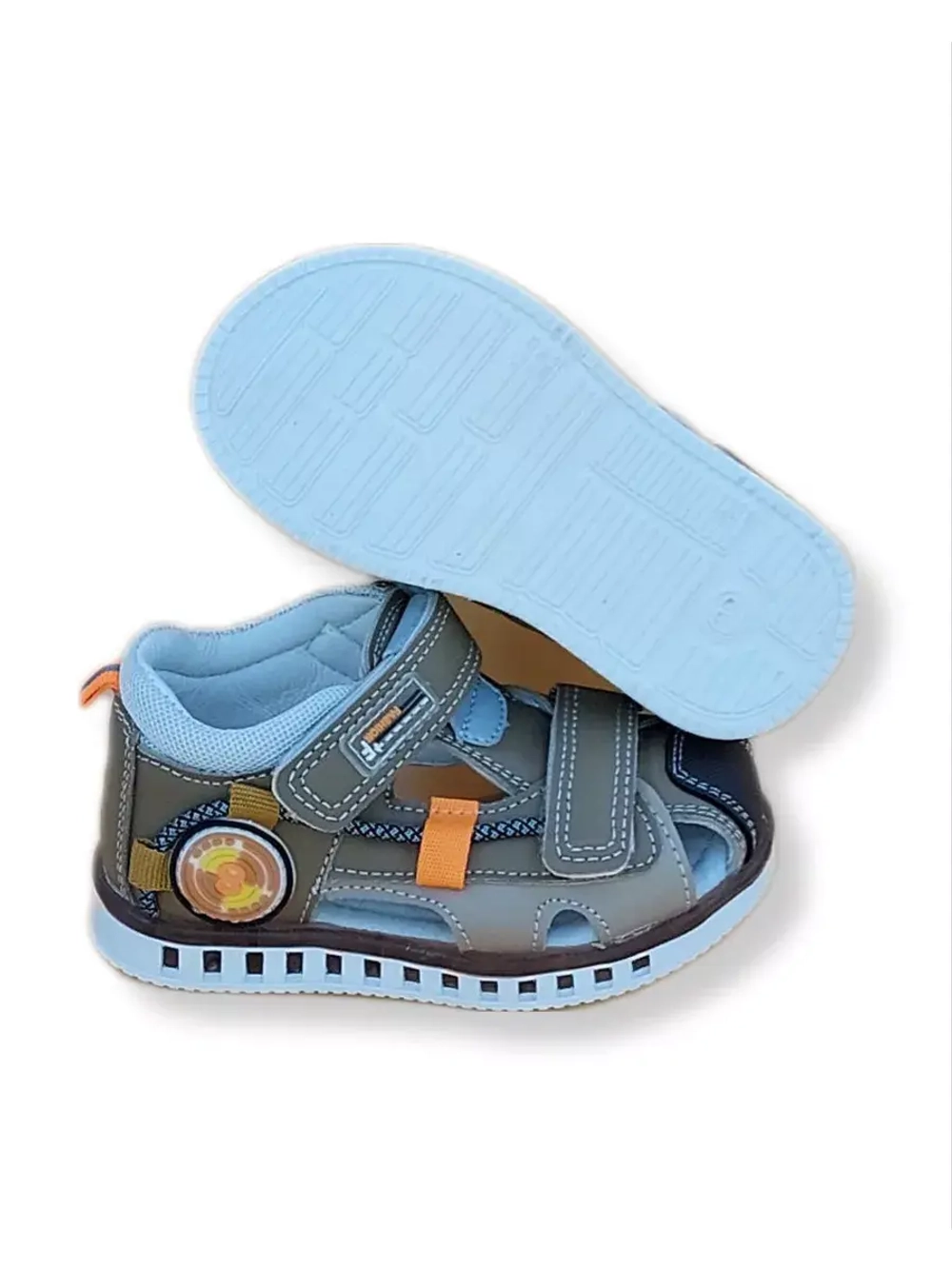 Сандалии для мальчика светящиеся