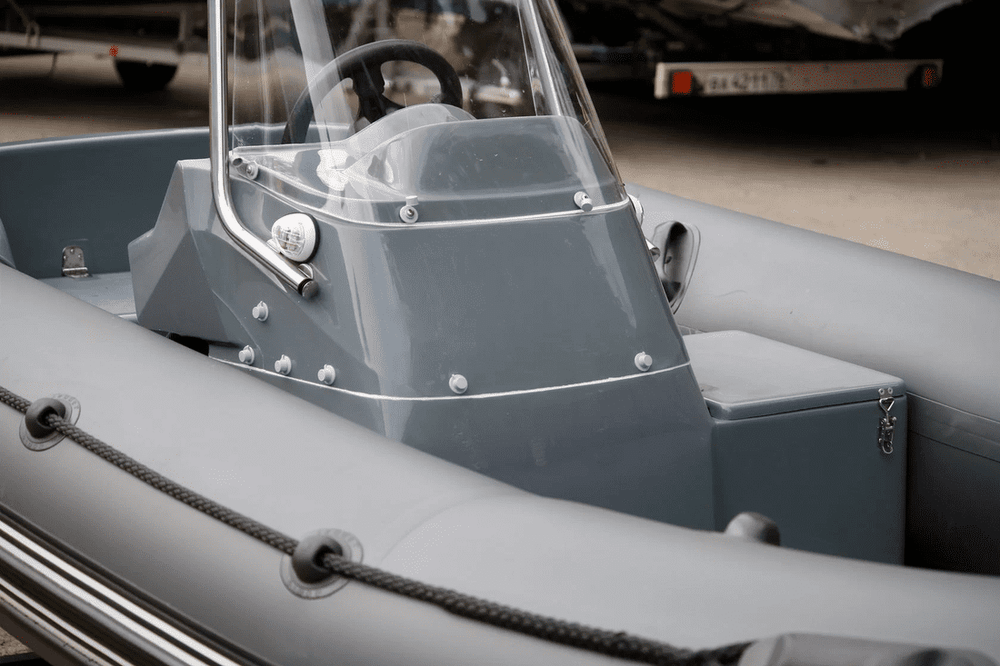 Лодка РИБ БУРЕВЕСТНИК 410 ST