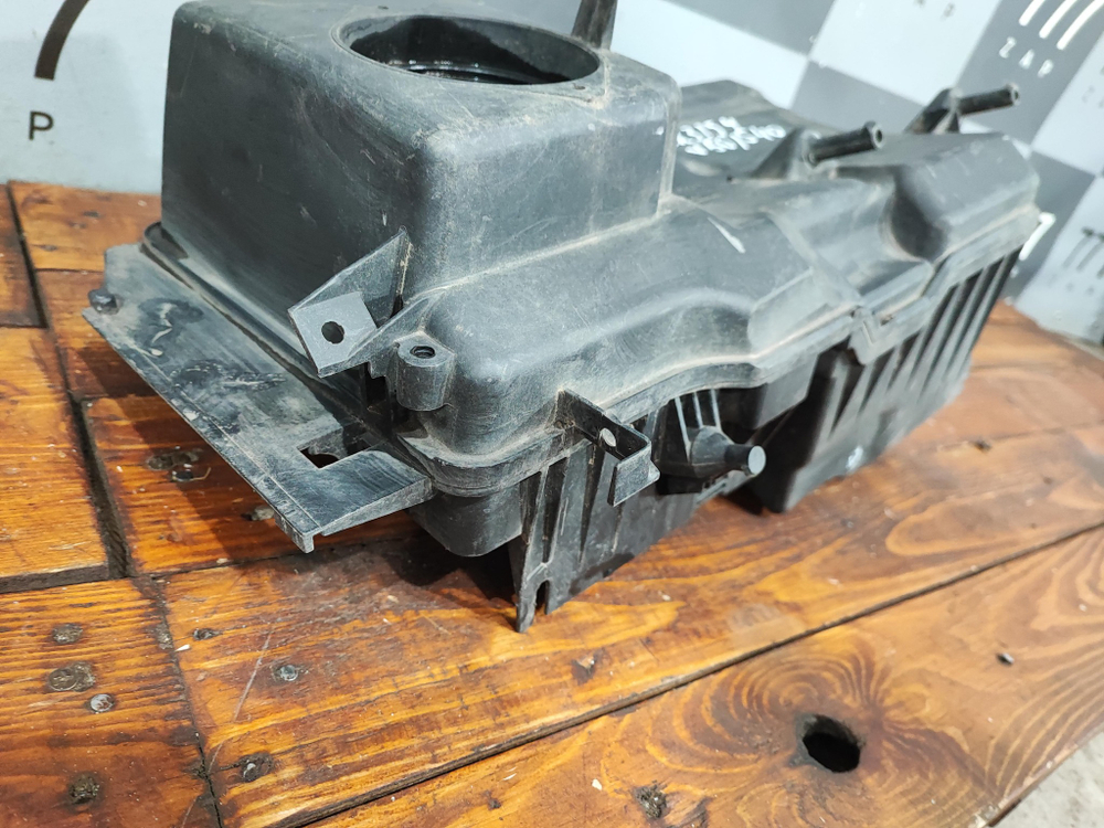 Корпус воздушного фильтра Volvo S40 2, V50 04-12 Б/У Оригинал 30677533