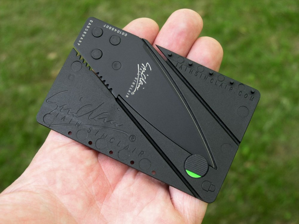 Портативный острый и компактый нож-кредитка CardSharp 2