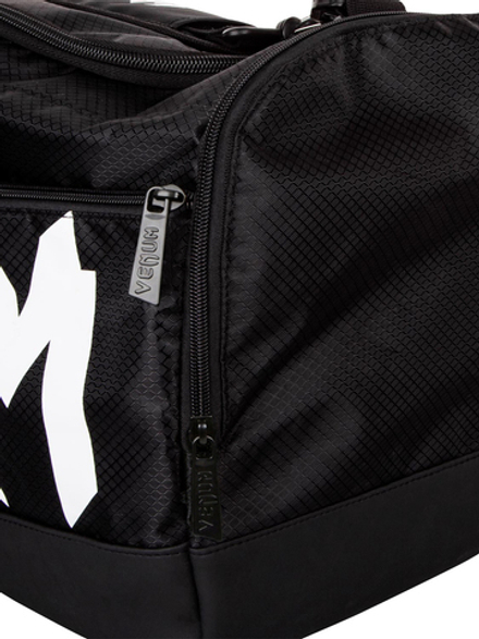 Сумка спортивная Venum Sparring Black/White