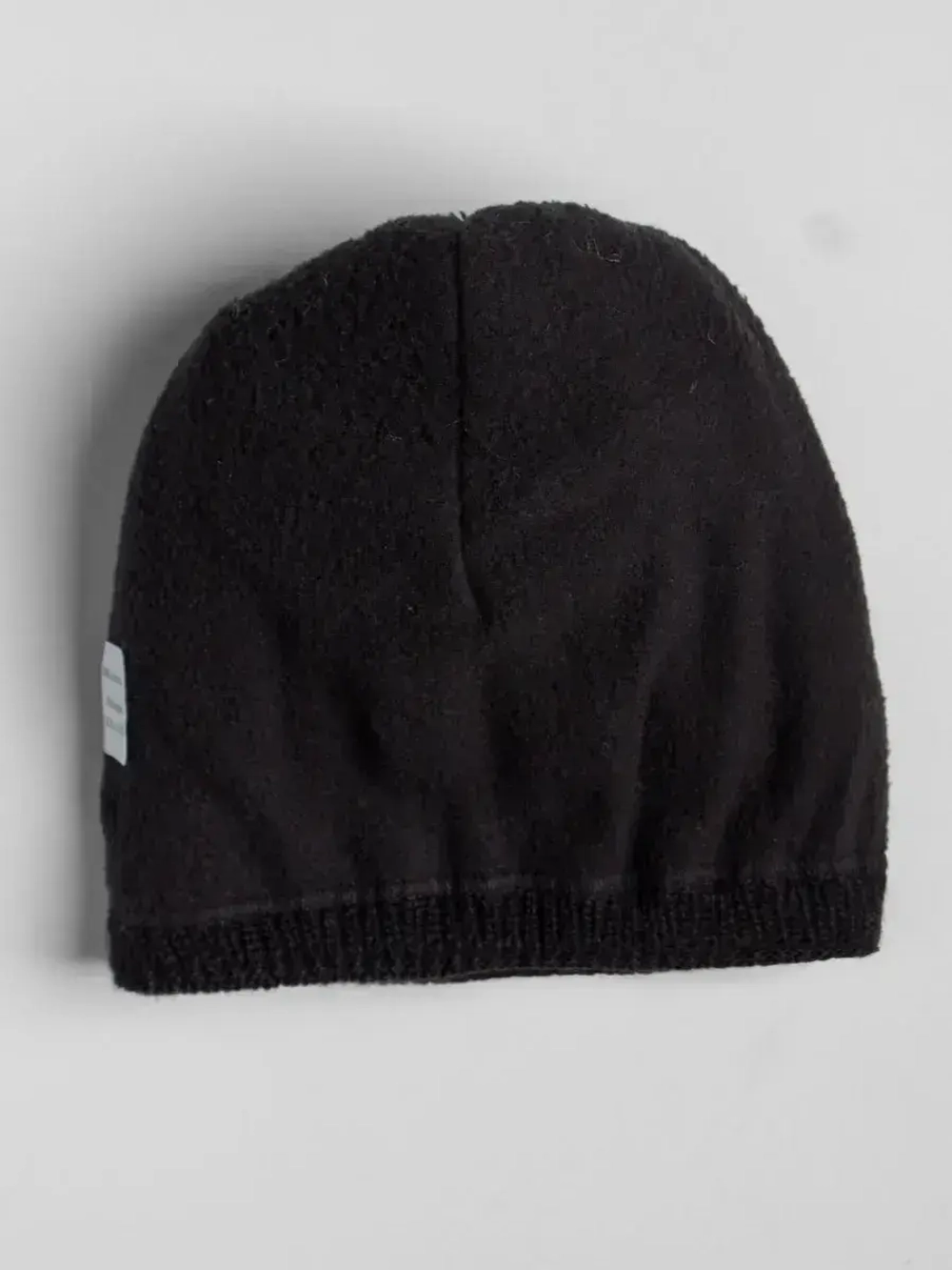 Шапка зимняя для девочки вязаная с помпоном