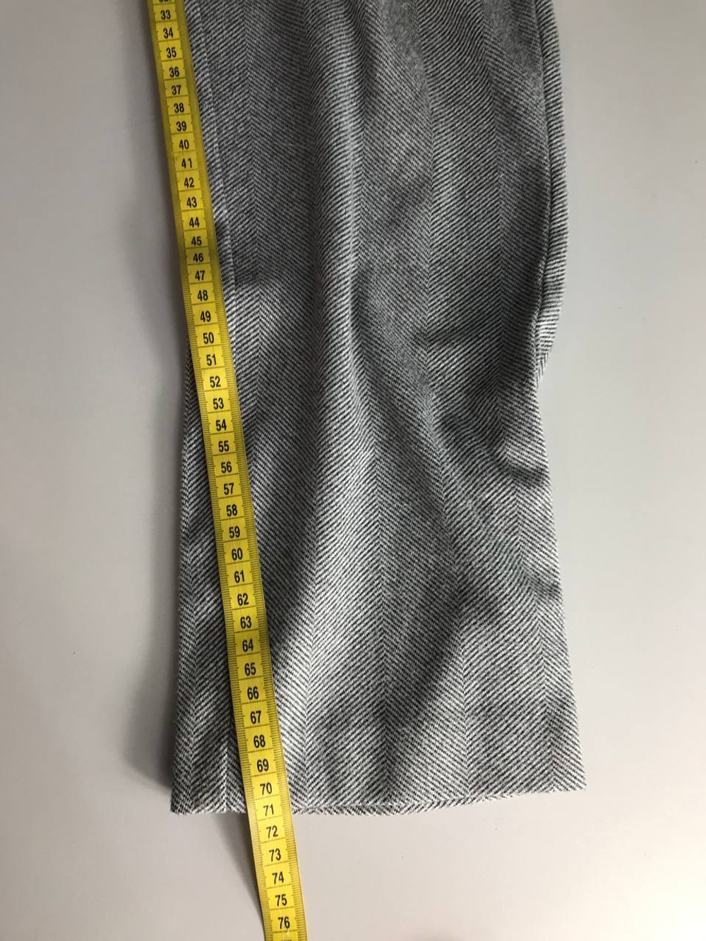 Брюки Ostin в классическом дизайне, маркировка S, визуально на 44 размер