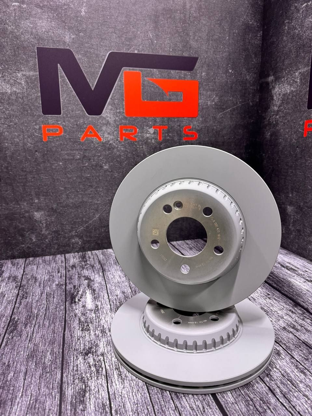 Диск тормозной задний W205, W213, W238, W257 A0004231812 (оригинал) MERCEDES-BENZ
