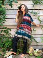 Пончо шерстяное с орнаментом