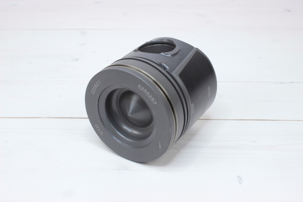 Поршень Cummins ISBe голый черный 0104 /4955337,4376335,4939181/