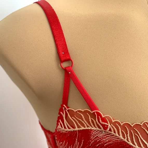 Кольцо для бретели красное 10 мм (цв. 100), Arta-F